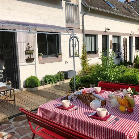 Le Grenier Du Jardin Panzió Pontorson Kültér fotó